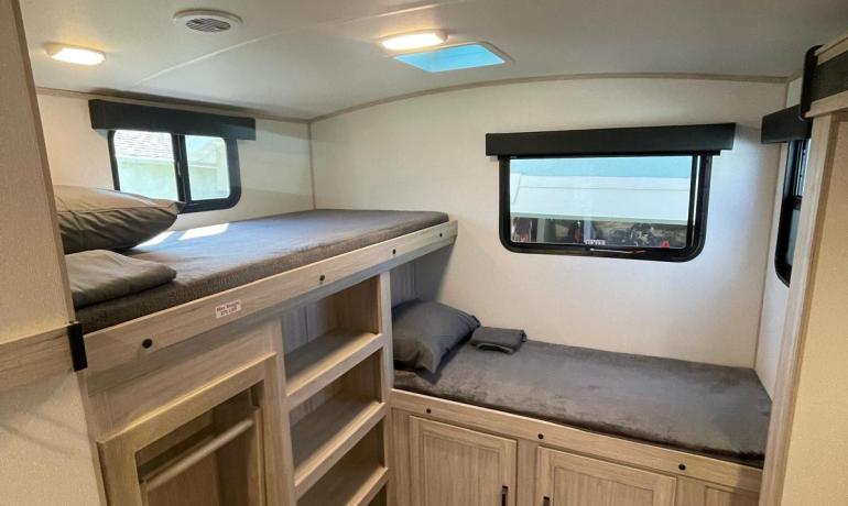 CL27- Travel Trailer  2021 Heartland Sundance Ultra-lite 324BH