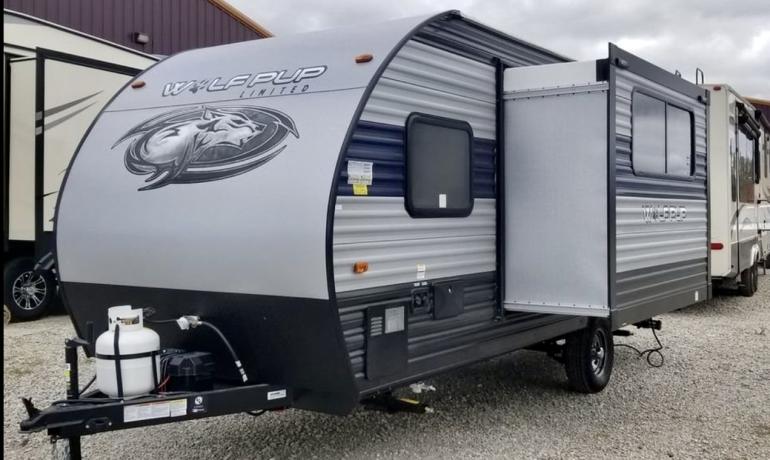 LS22 – Travel Trailer 2021 Forest River Cherokee Wolf Pup 17JG