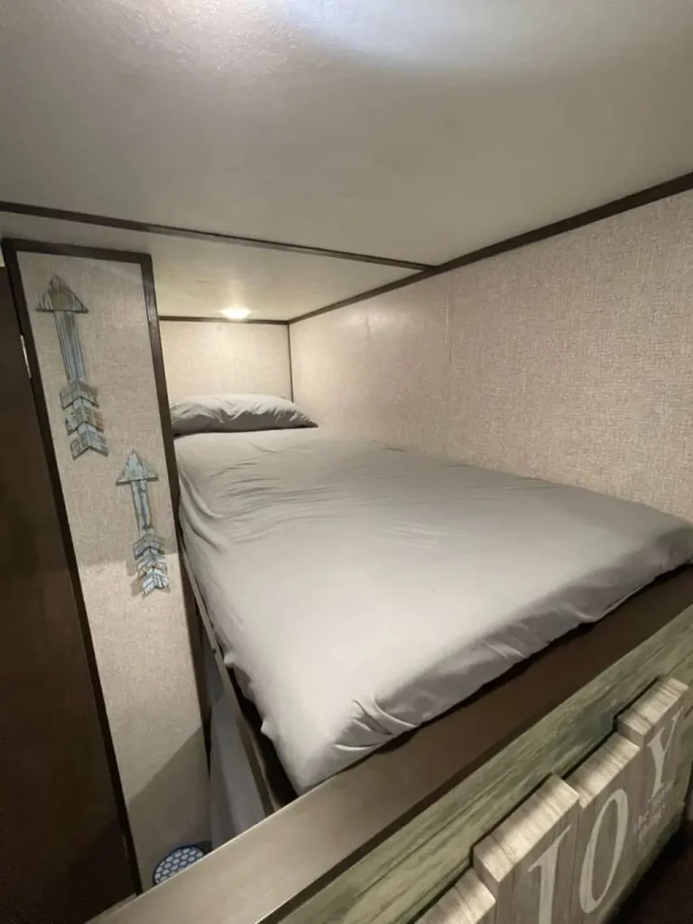 PHOTO-2025-09-18-11-37-35