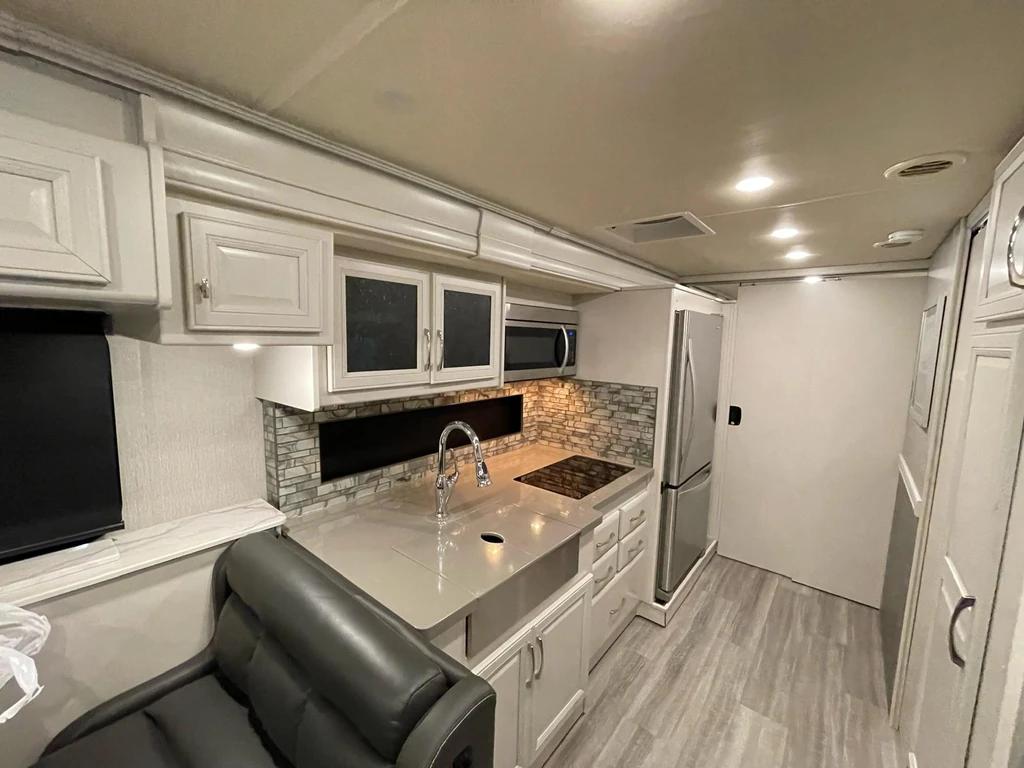 WhatsApp Image 2024-09-18 at 8.39.25 PM (2)