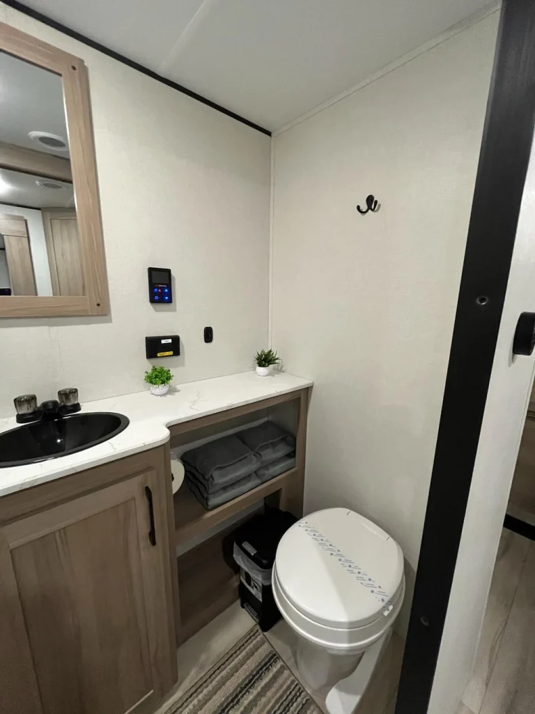 b40a7d83-70a4-4554-a493-b9add216d722