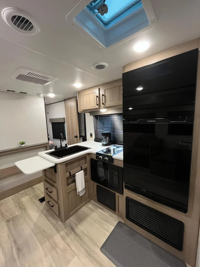 cb6327b2-1544-419f-94bb-d63ee8ff1cb0