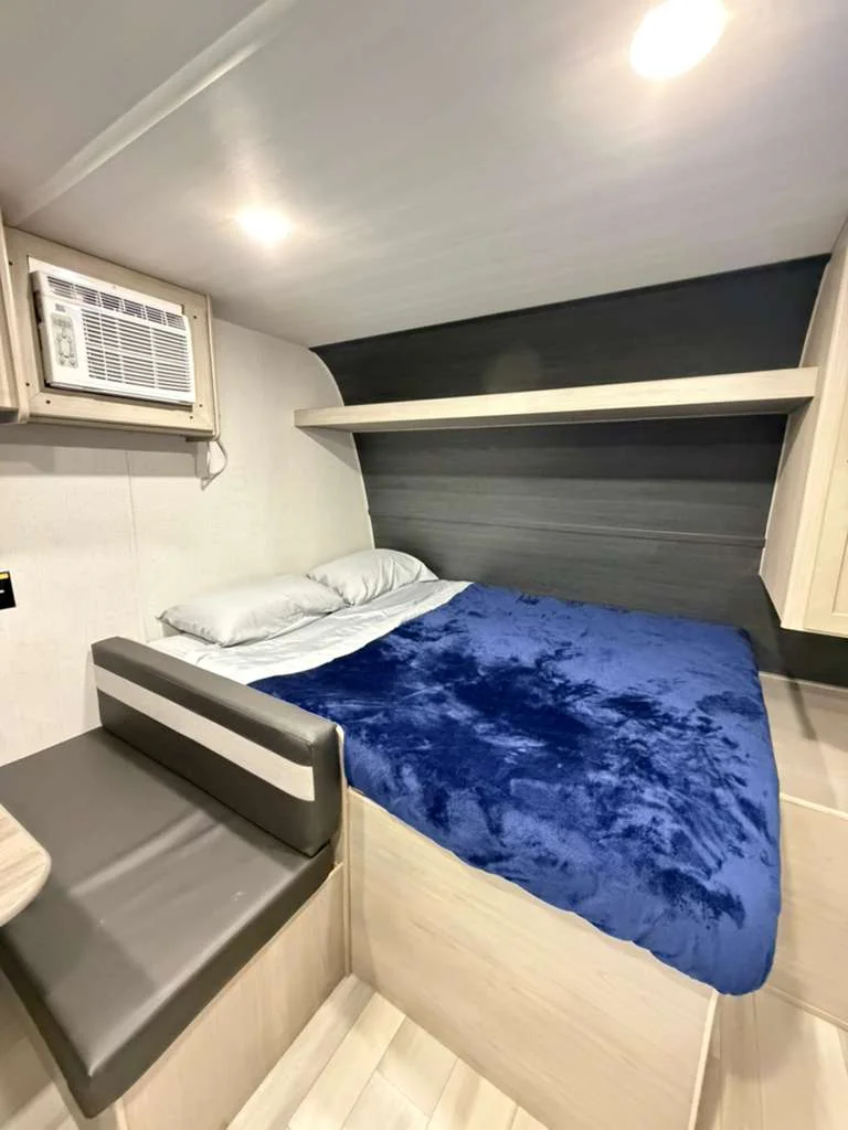 rv-rentals-cl06-12-1.webp
