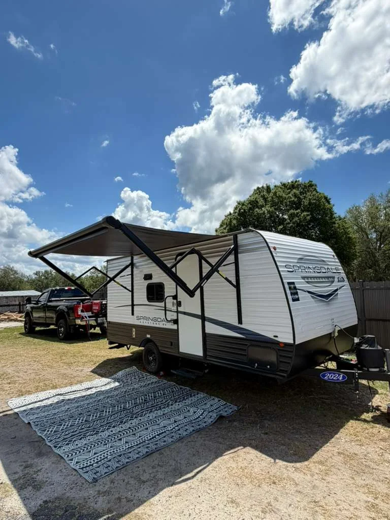 rv-rentals-cl06-20-1.webp