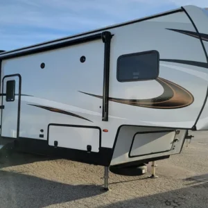 CL130 2022 Keystone Sprinter Campfire 33BH