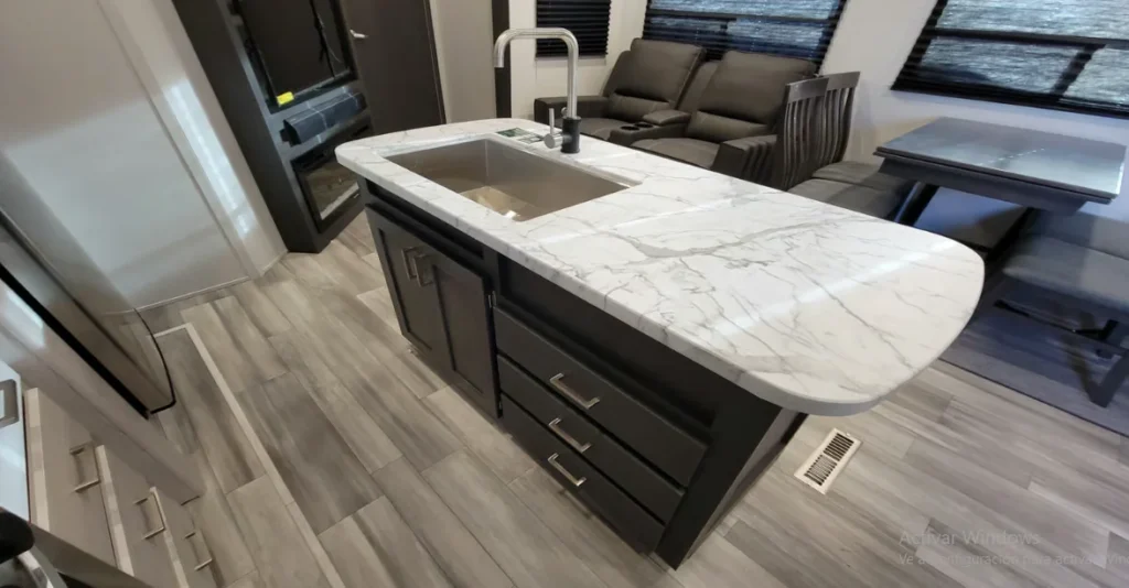 rv-rentals-cl130-08-2.webp