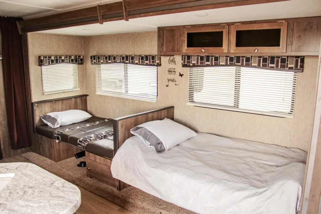 rv-rentals-cl18-03